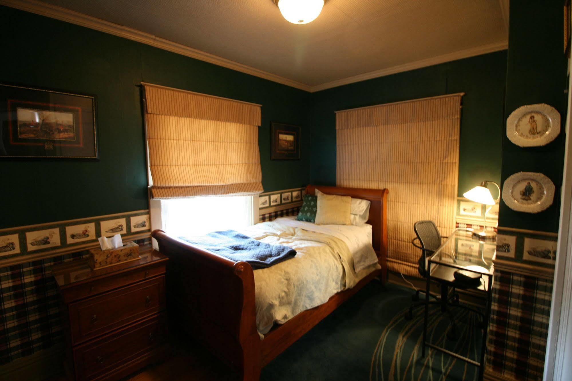 Rose Arden Bed & Breakfast Hamilton Exterior photo